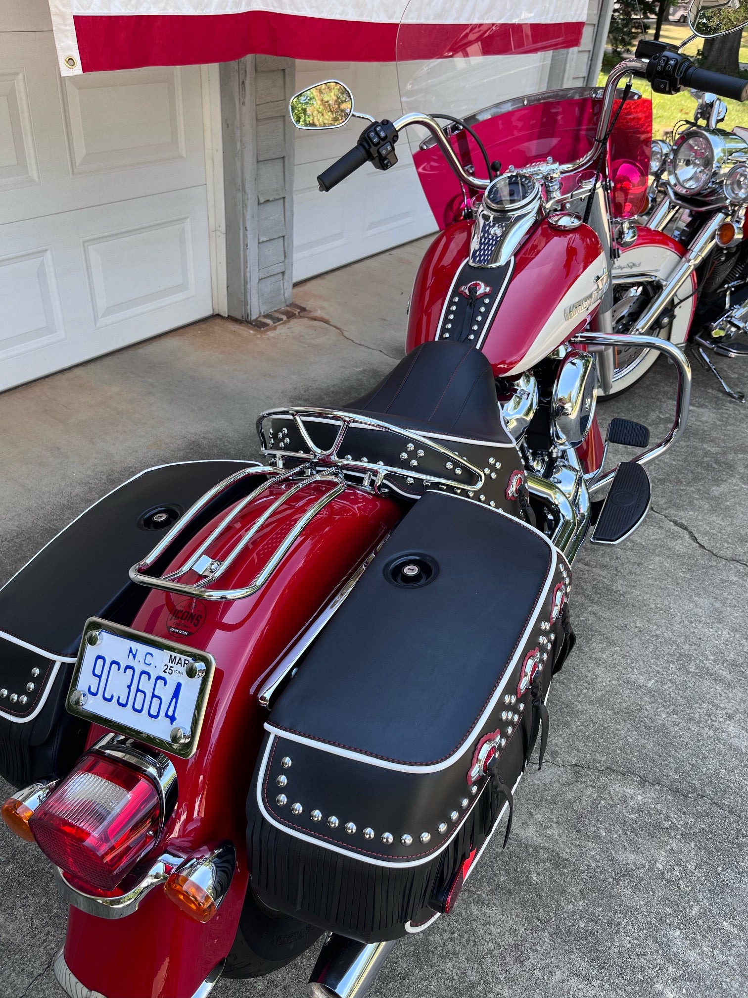 Solo Luggage Rack for your Harley Heritage Softail MWL-137-18 [Factory Seconds]