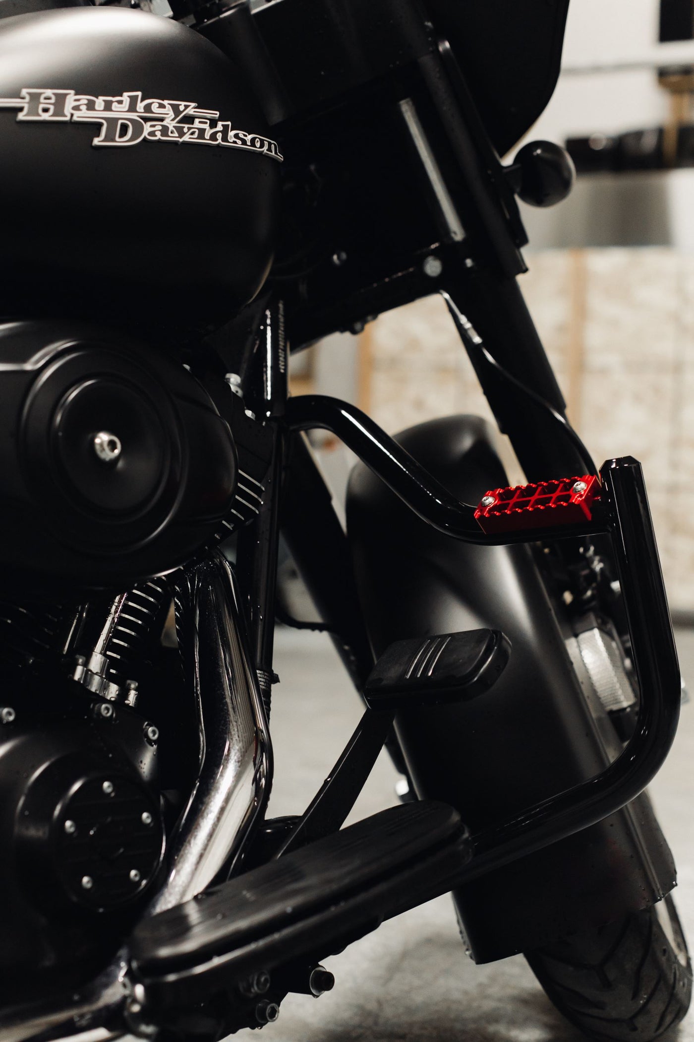 Support Plaque latéral moto Craftride noir DP1619 ✓ Achetez